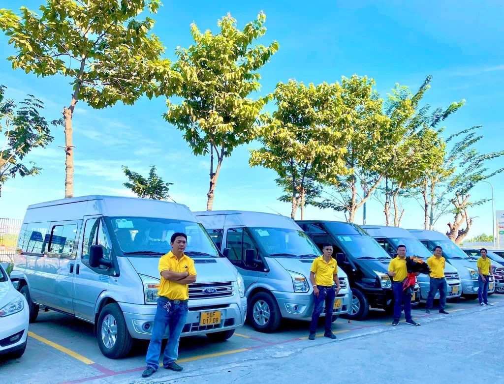 cho thue xe 16 cho vung tau 1 Đội ngũ tài xế 16 chổ dày dặn kinh nghiệm - Nhiệt tình